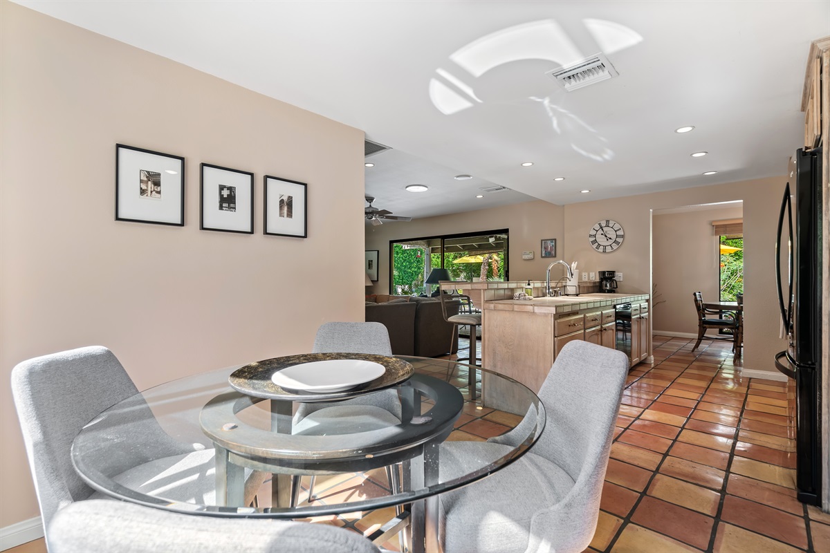 breakfast nook facing kitchen