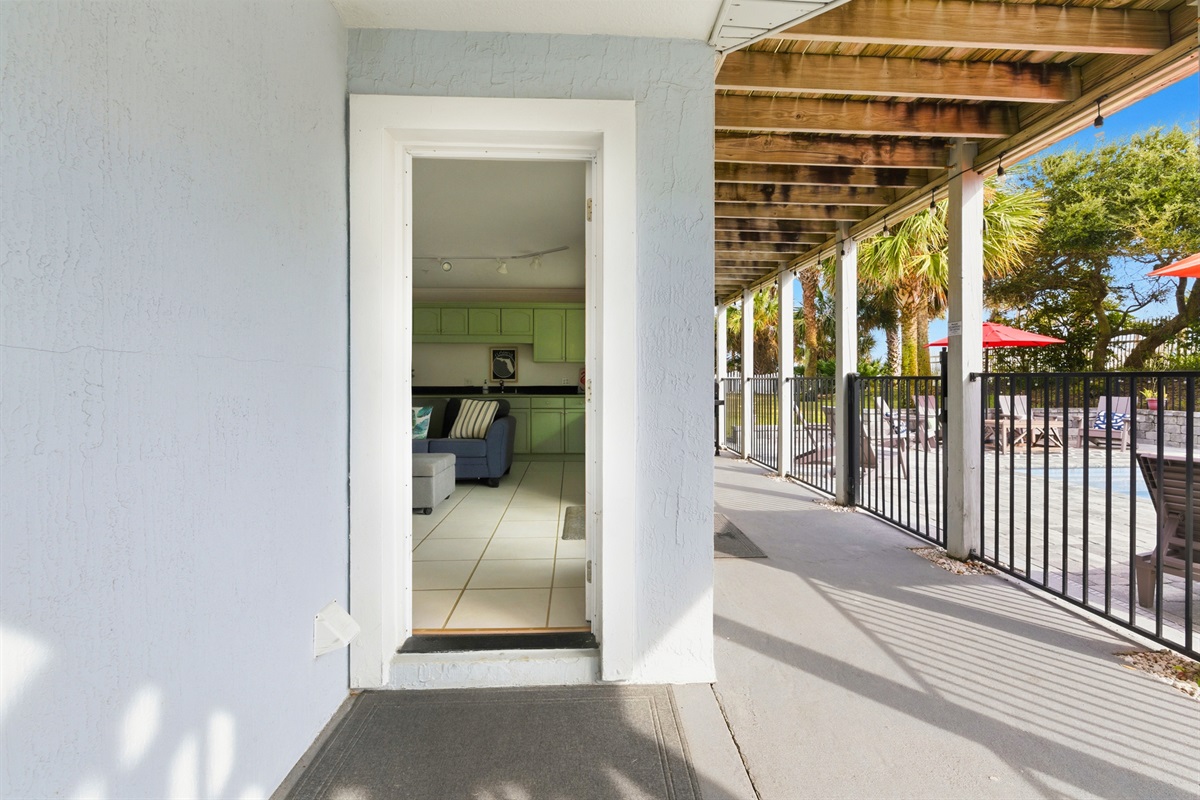 Mother in law is a separate private entrance