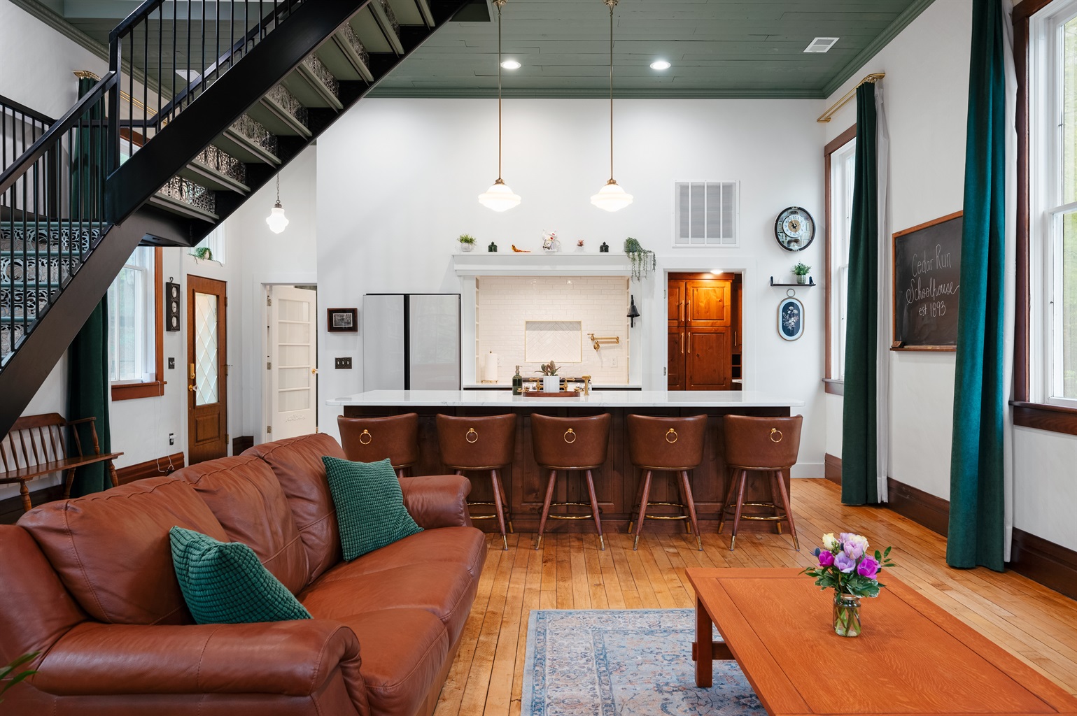 A gathering space designed for slow mornings and good company.
