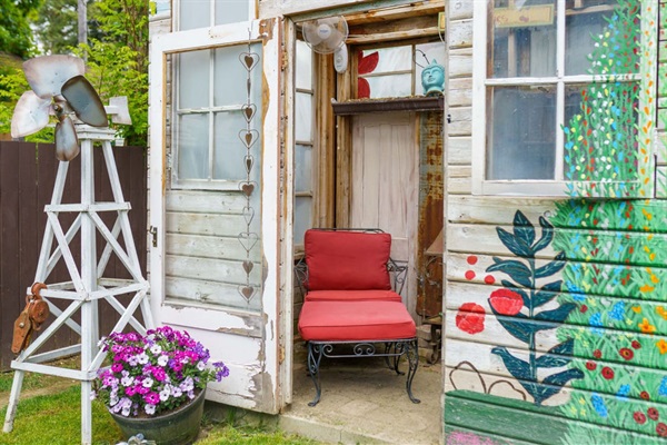 Enjoy your view of everything from this ideal shaded spot.