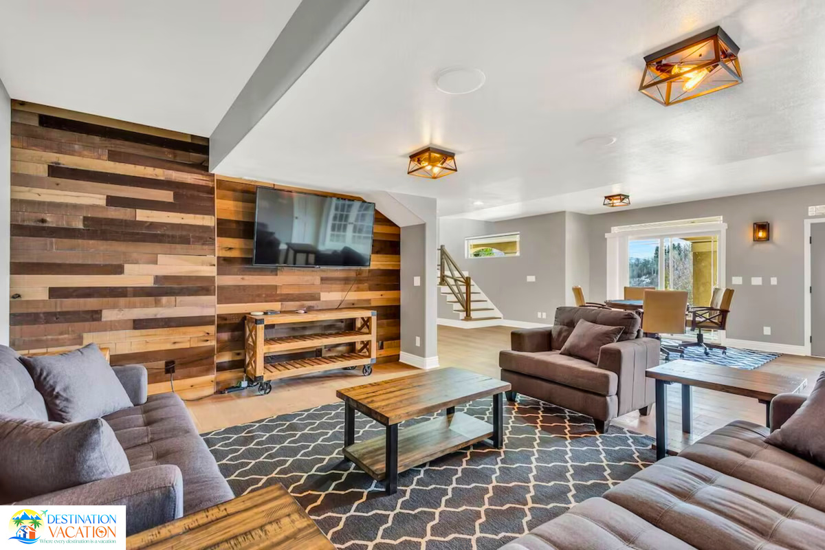 Beautifully appointed great room made for memorable moments.