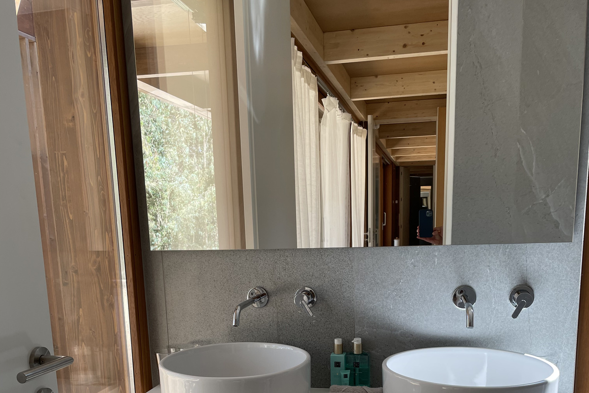 Ensuite