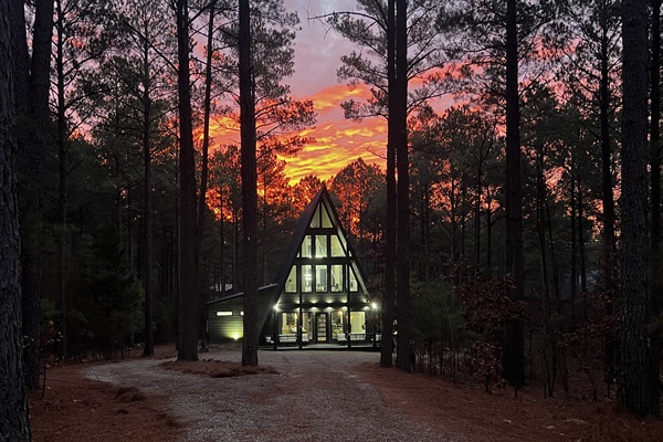 Honey I'm Home Cabin at Sunrise