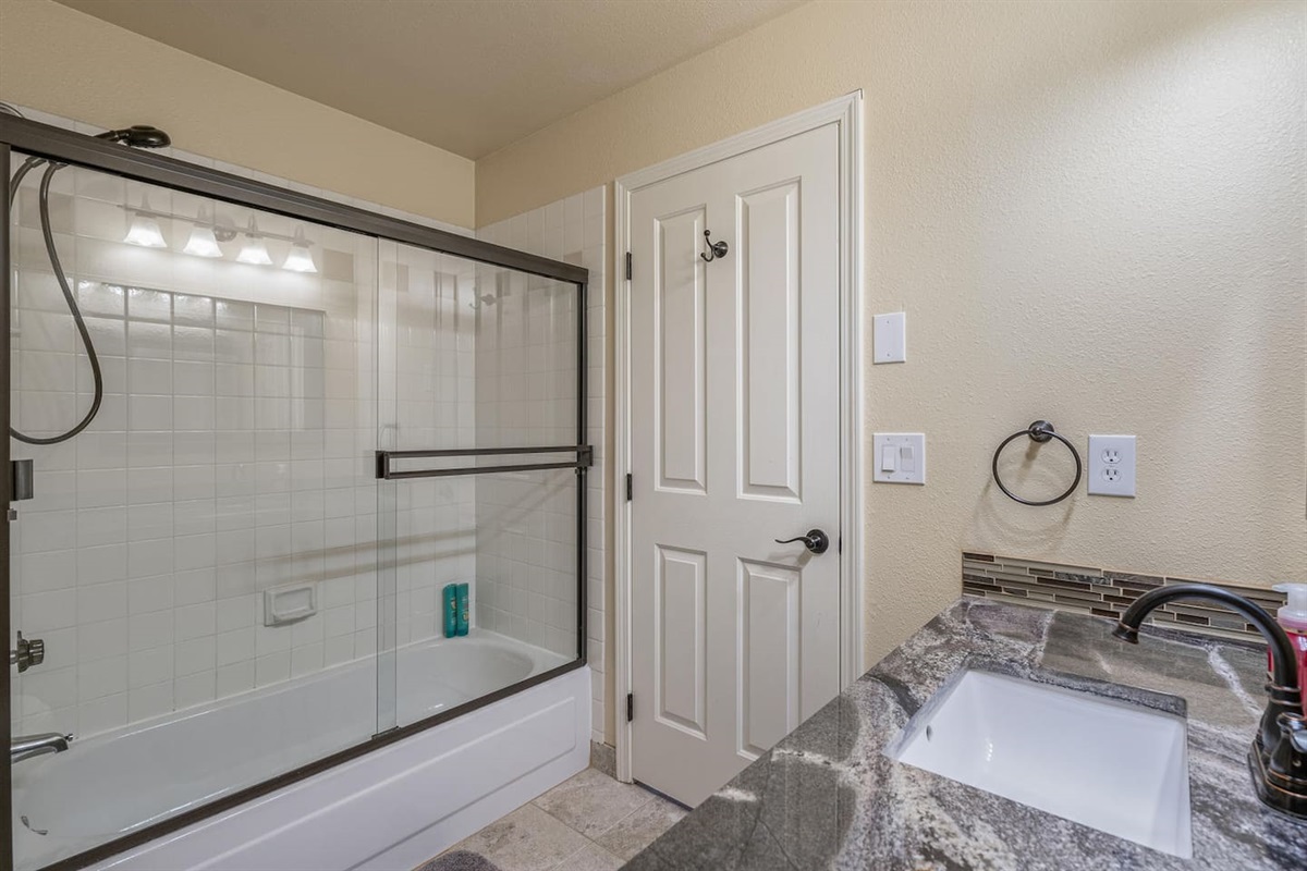 Shower/Tub Combo