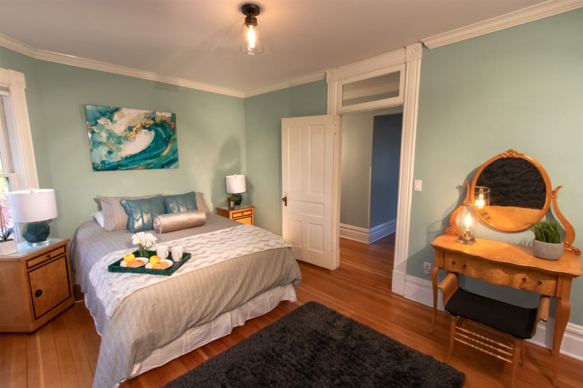 Bedroom #3 of 4: Queen bed