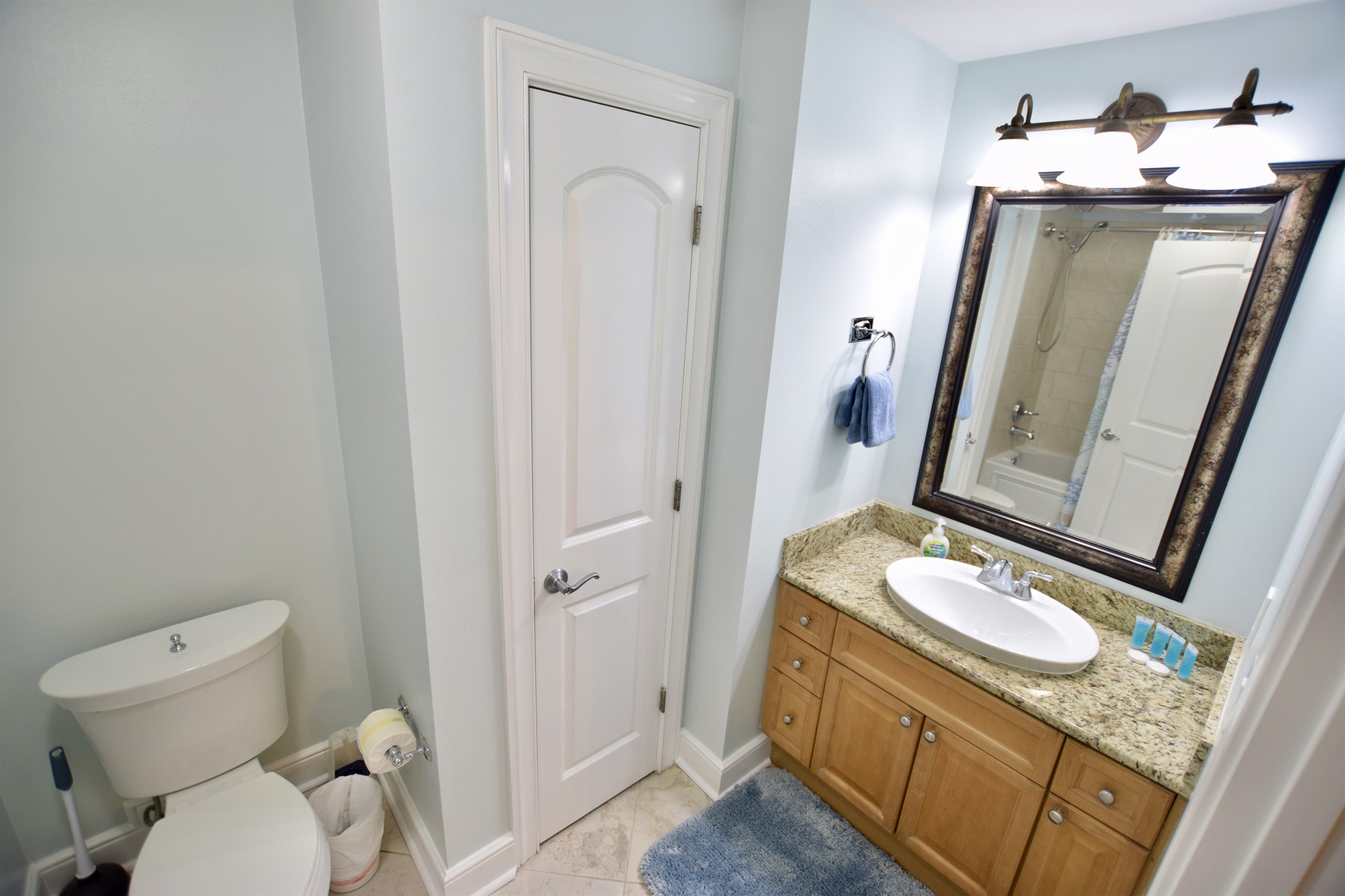 Azure #117: Guest1 Bath