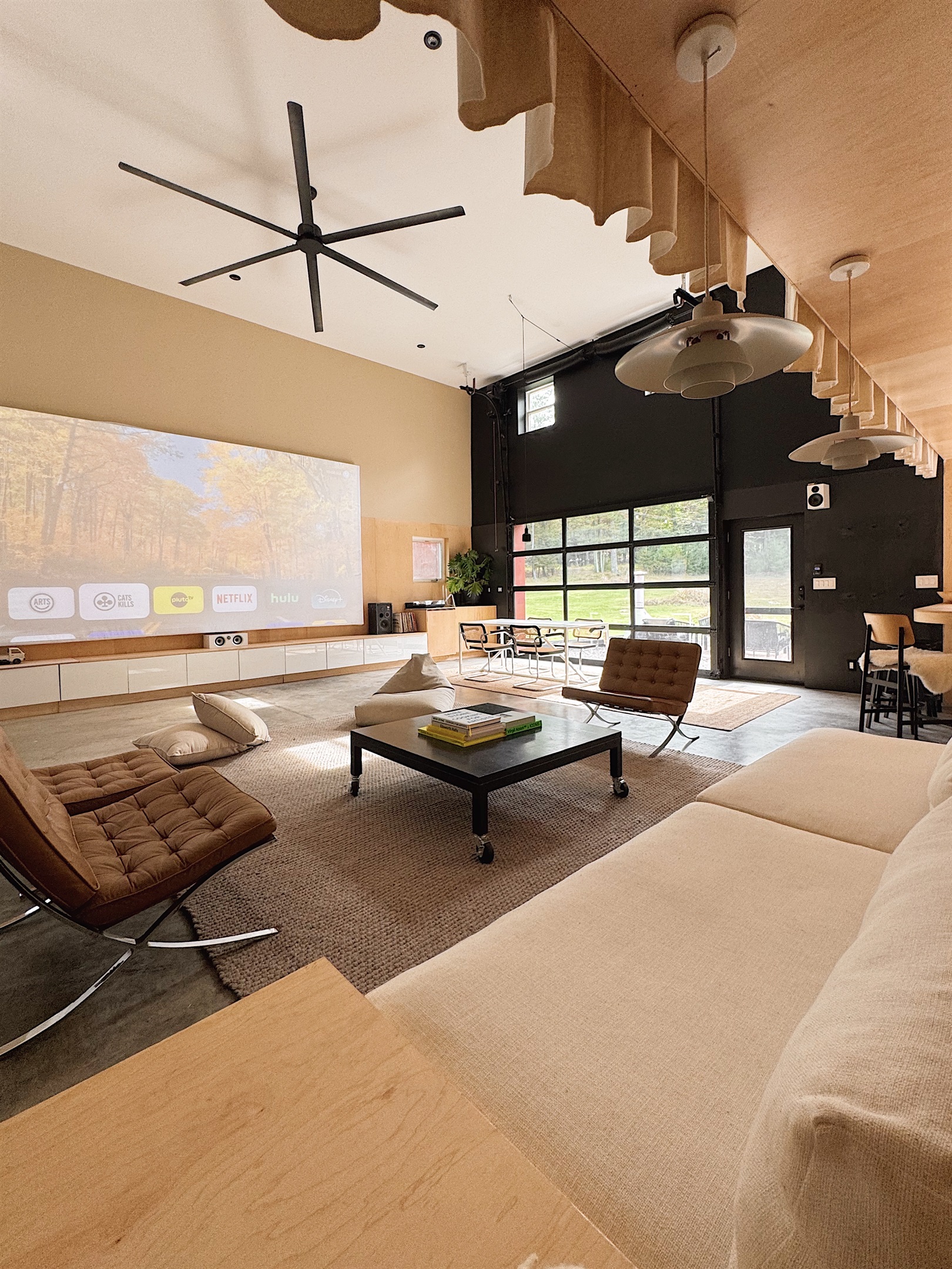 Cozy couch with pulse lights.