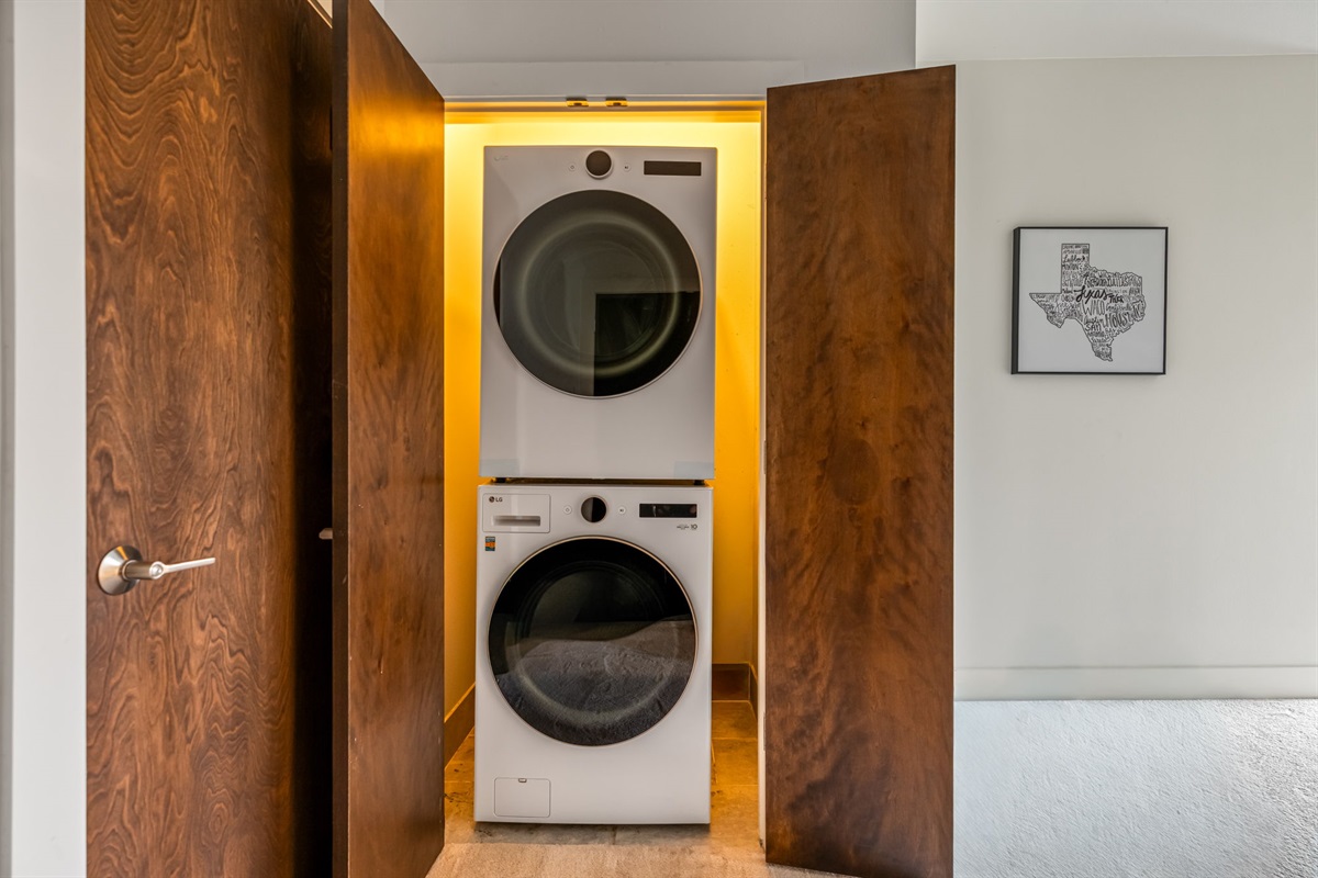 In-home washer and dryer, ideal for longer stays