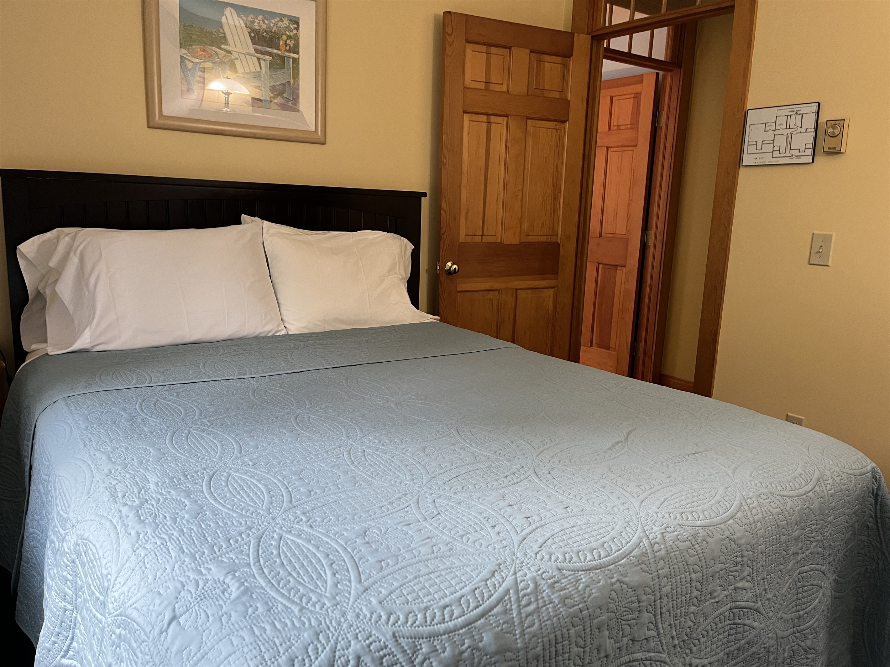 Queen bedroom #2