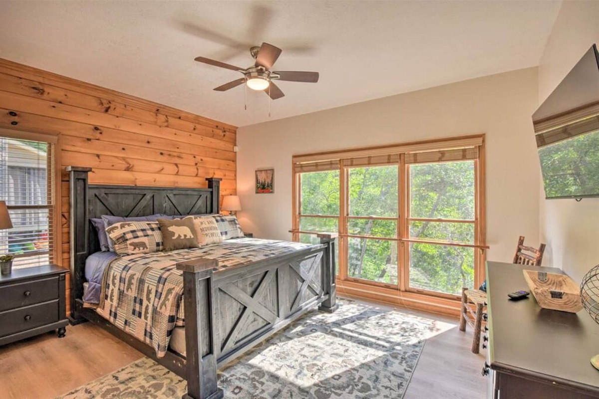 Bedroom with King bed