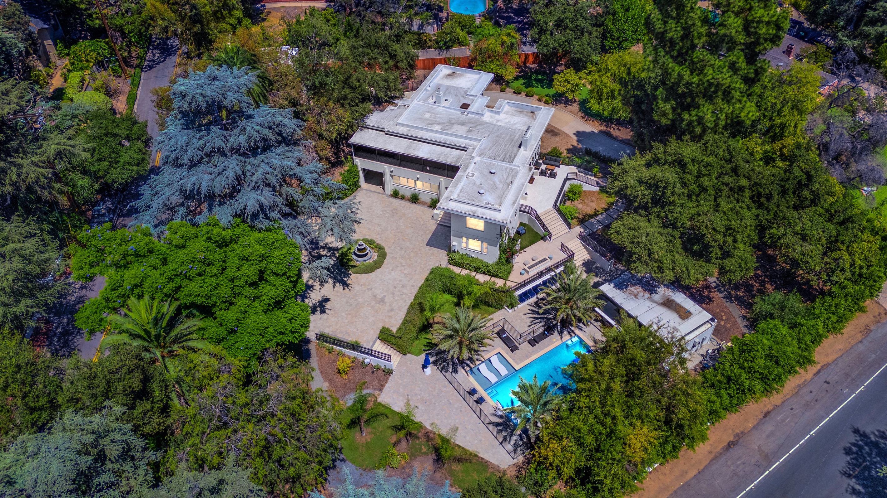 Aerial View of the Home & Resort-Style Amenities