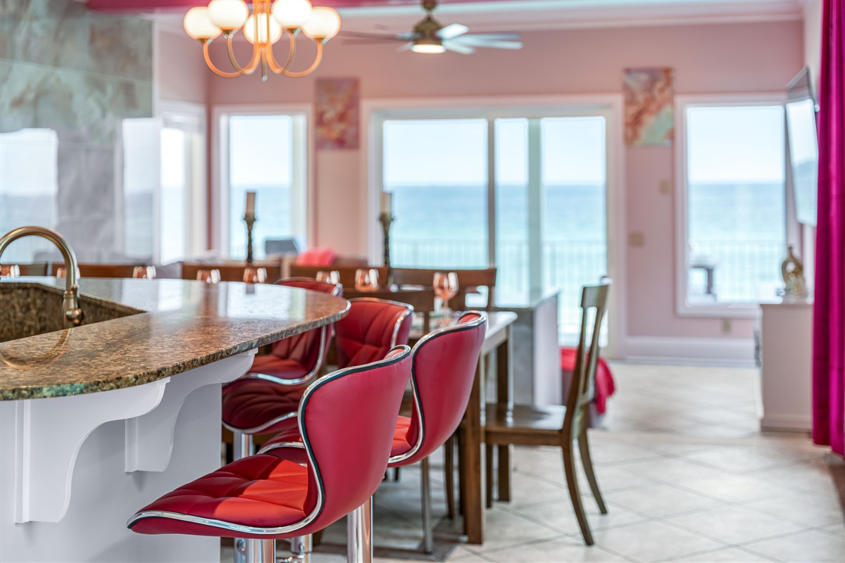 Beachfront Counter Seating | Second Floor