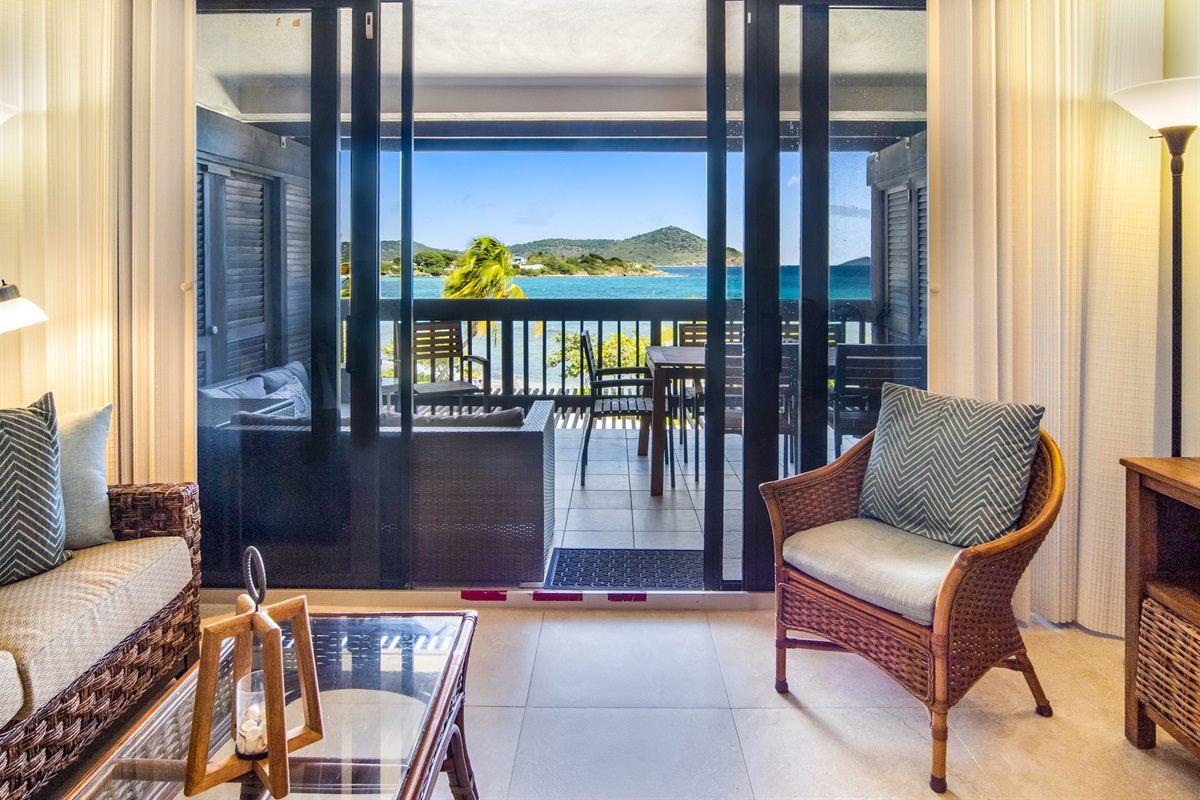 Step outside to soak in unobstructed ocean views.