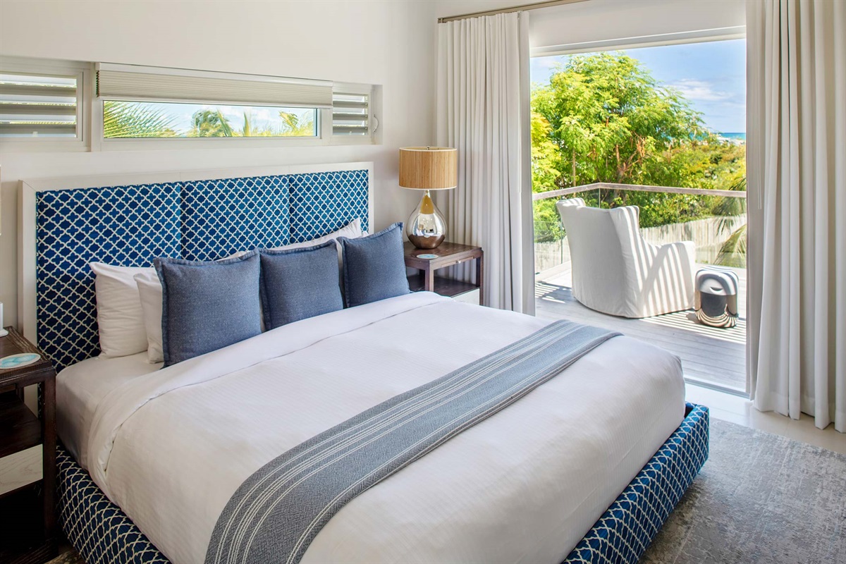 Oceanside 2nd Floor King Bedroom