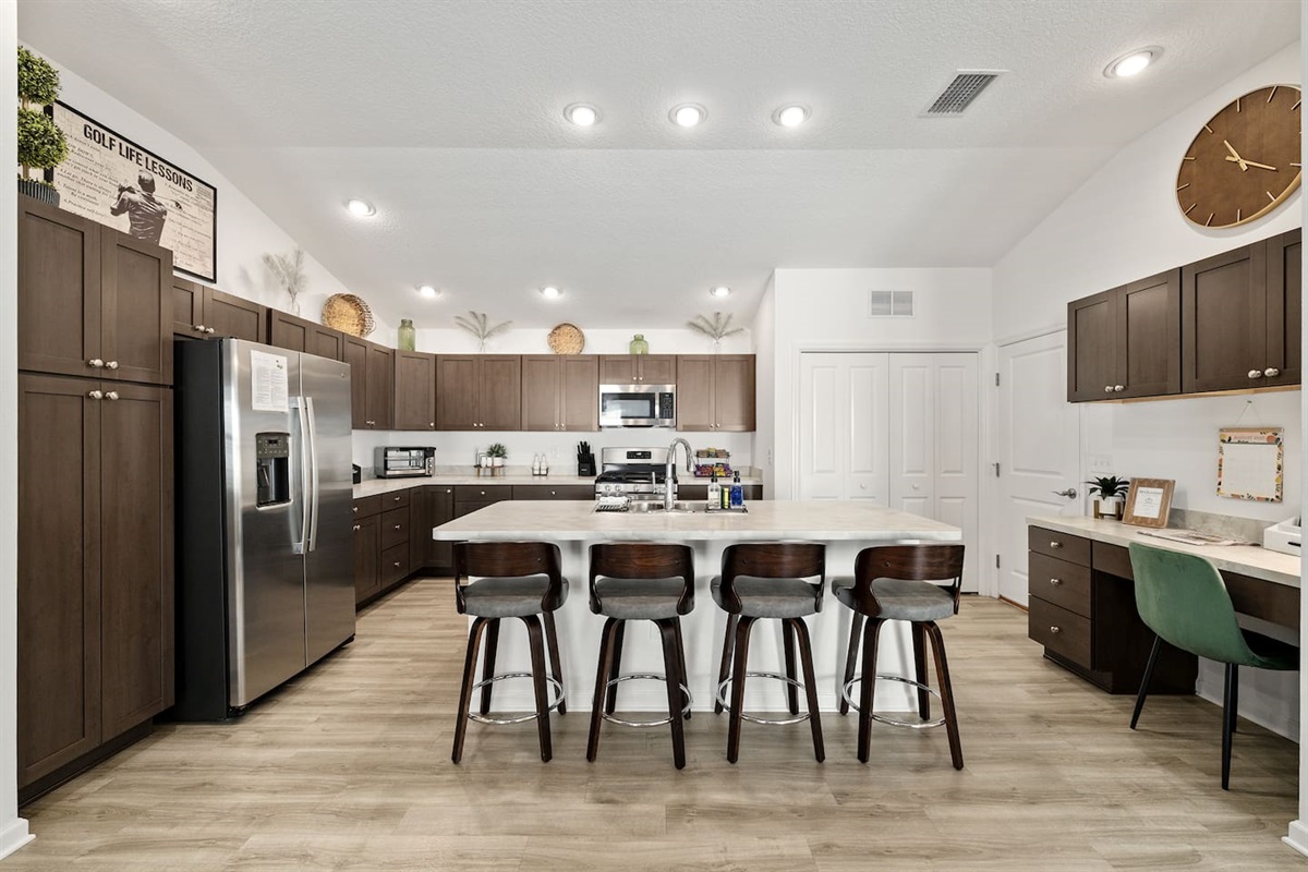 Fully stocked kitchen with all the essentials.