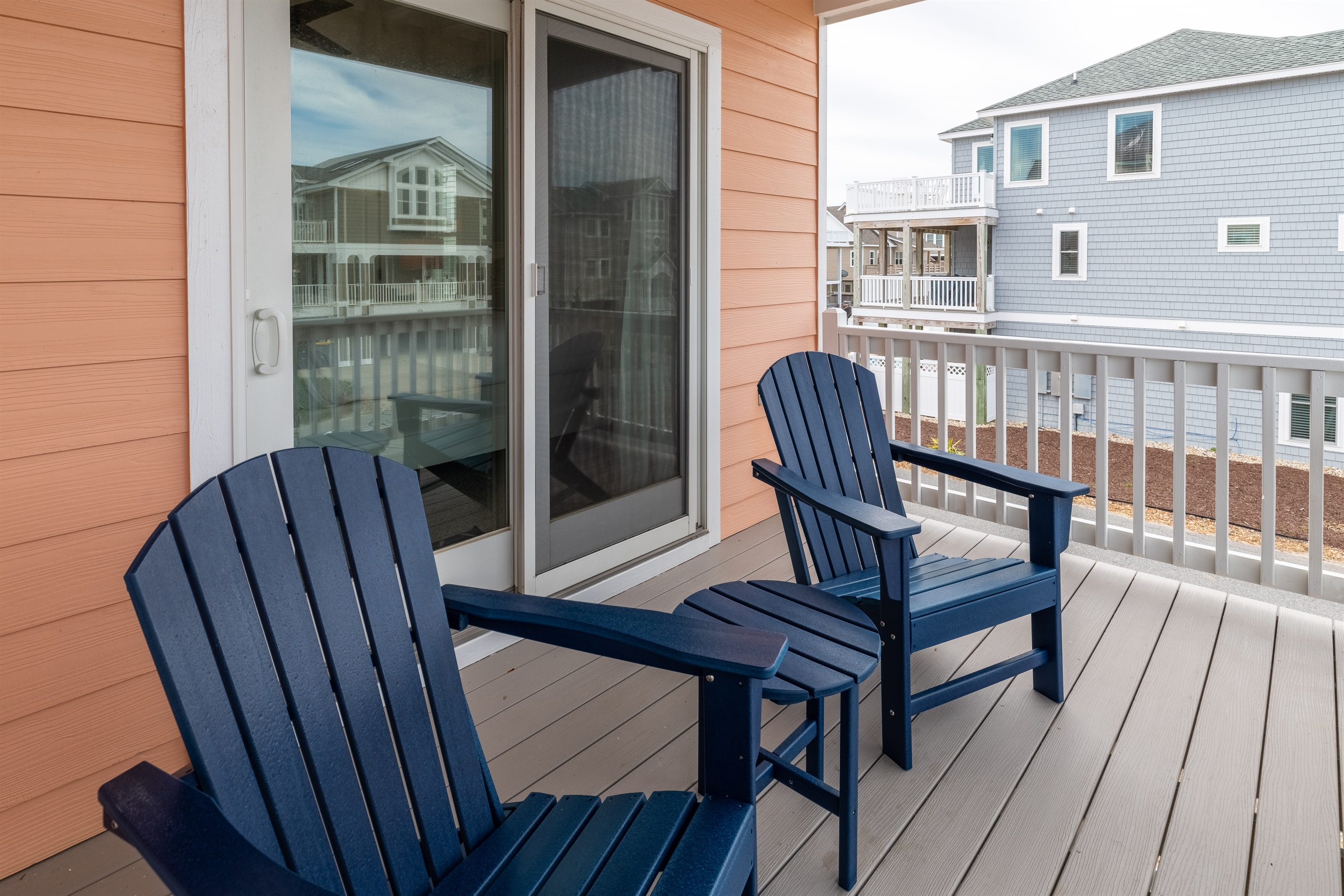 Private balcony off 3rd floor master bedroom