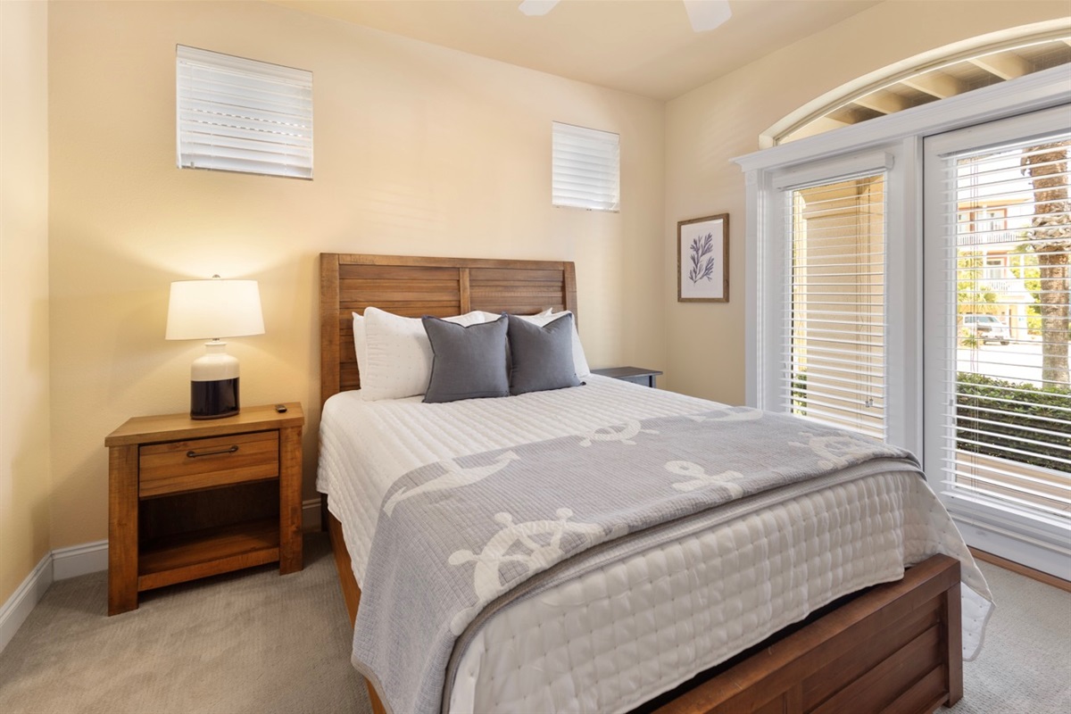 1st Bedroom (1st Floor)