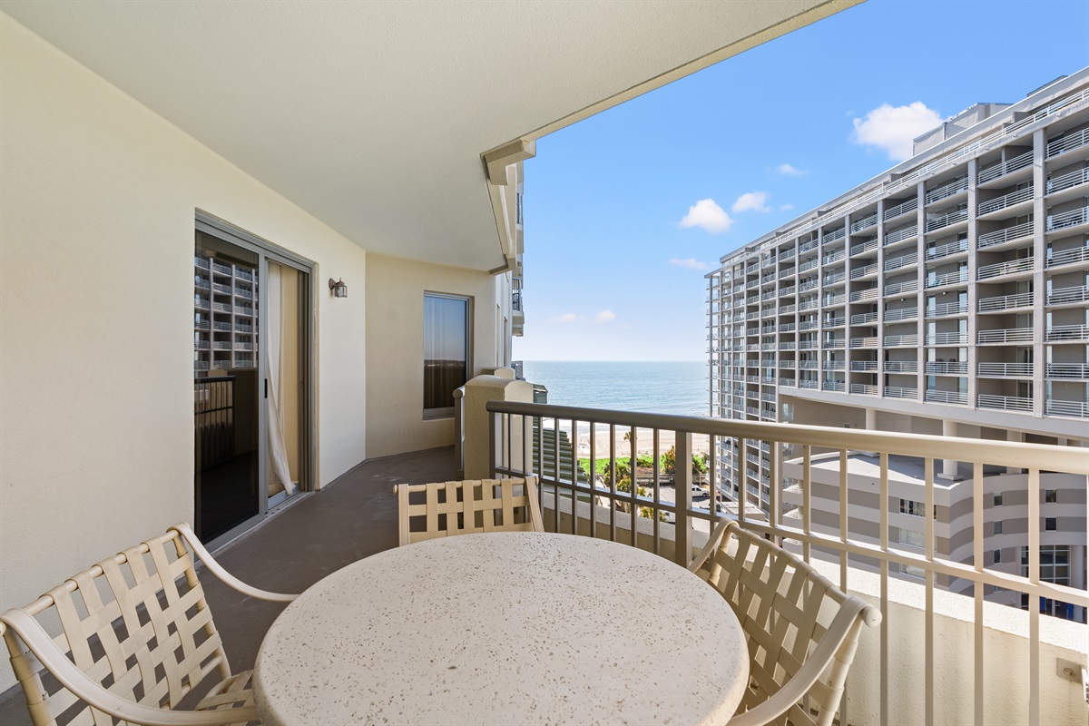 Balcony View - Outdoor Dining