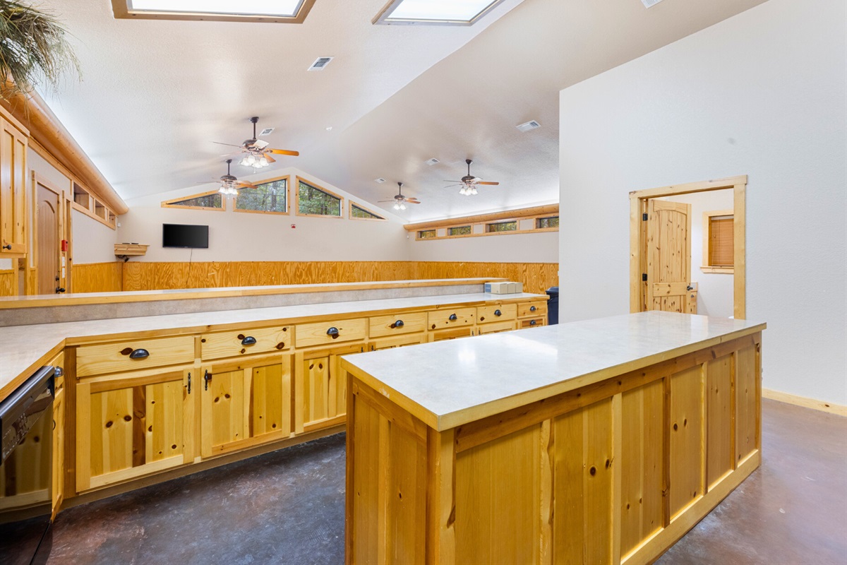 The bright, open layout keeps everyone connected — whether you’re prepping food or chatting across the counter.