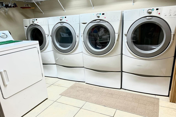 Four washer and dryer units, so big groups can pack light, Tanasi Lodge