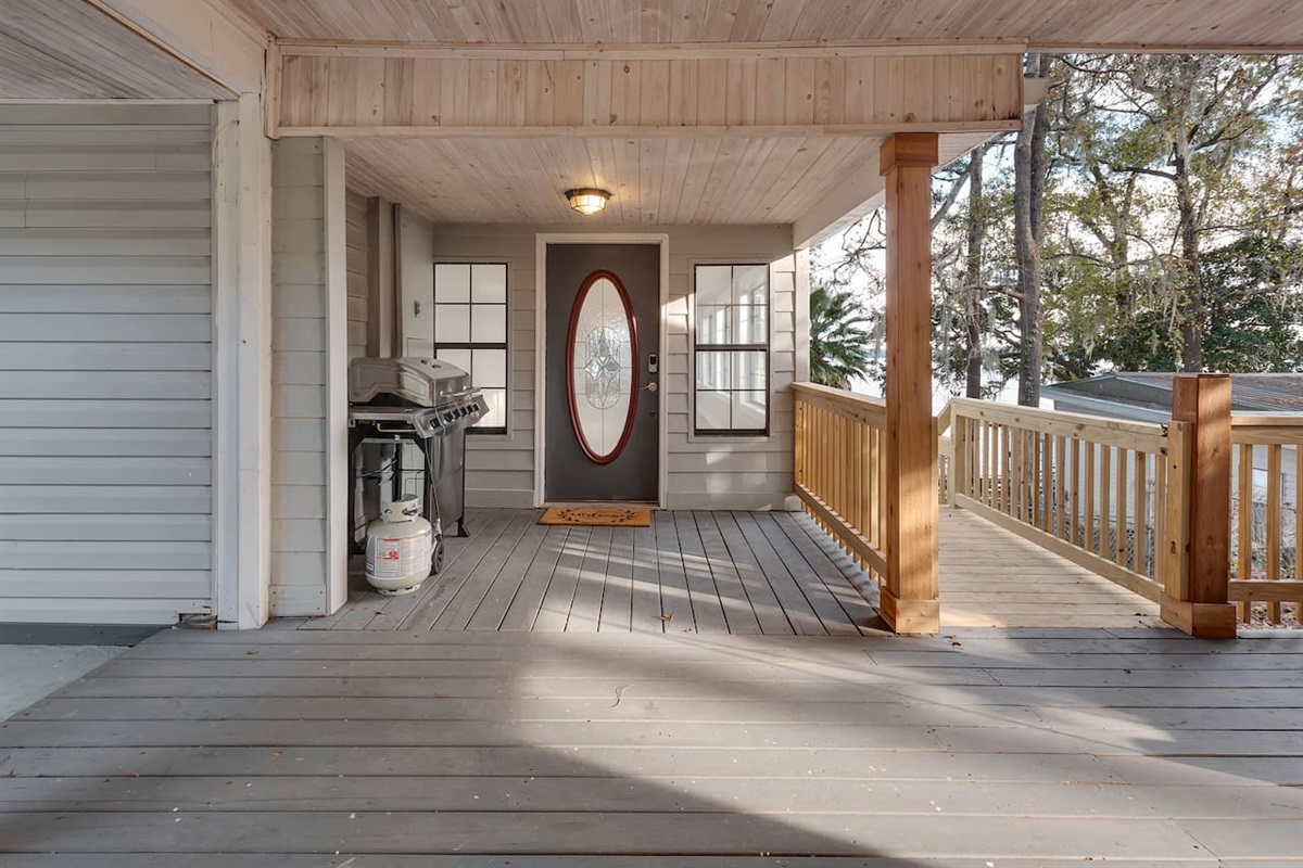 Propane grill, smart lock entry