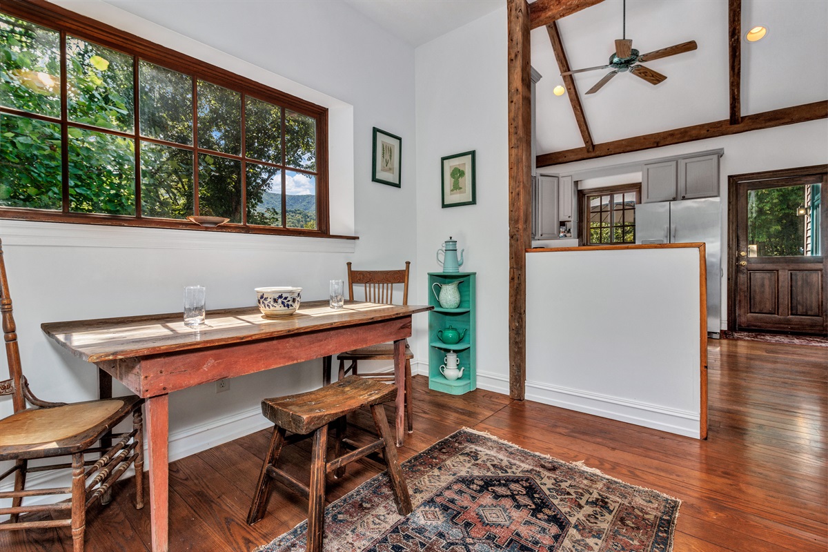 Breakfast Nook