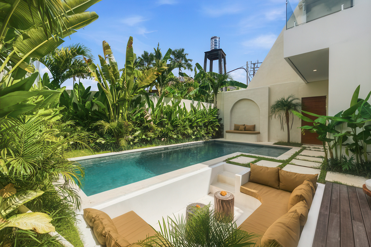 Pool area