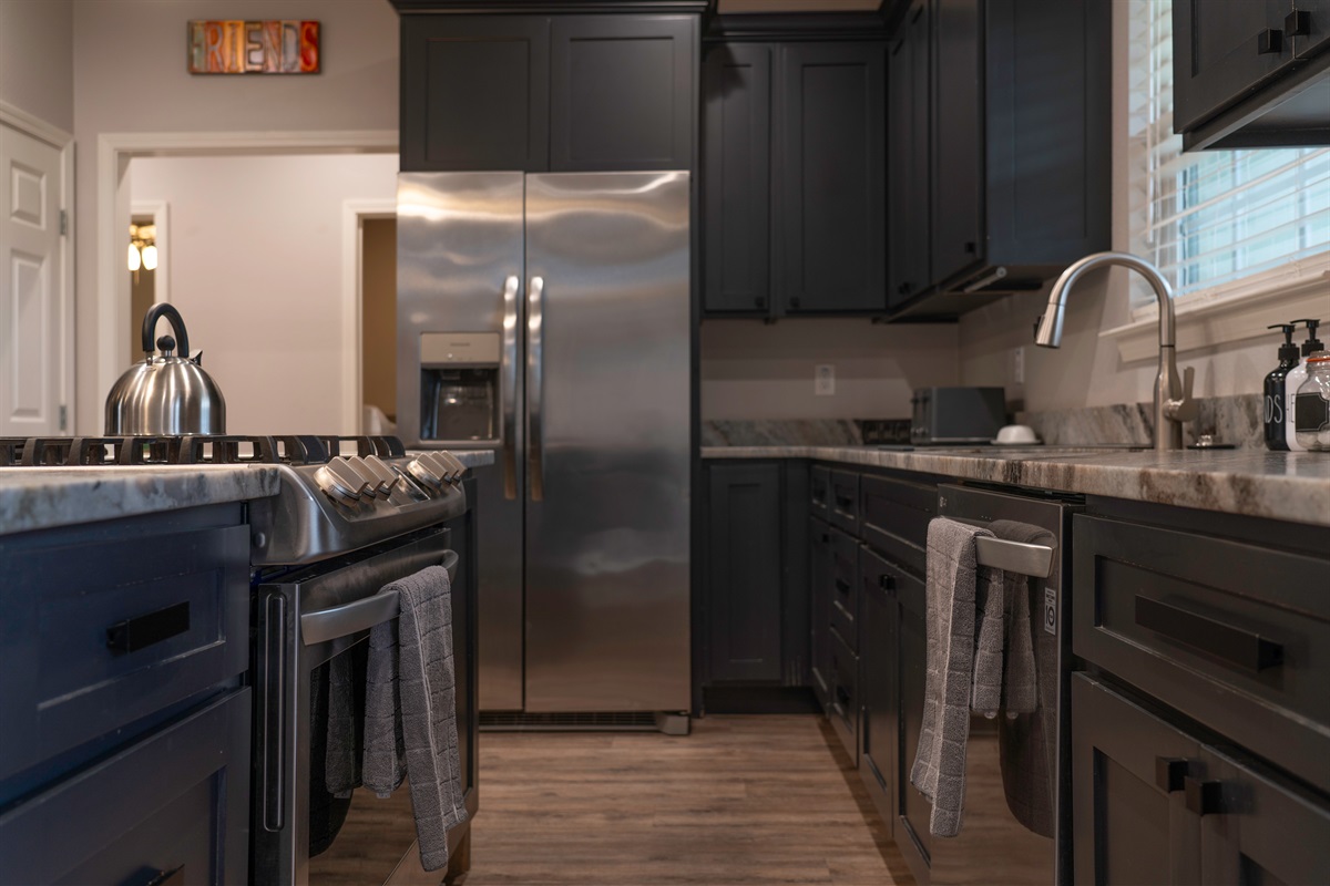 Range and Dishwasher ready for all your creations