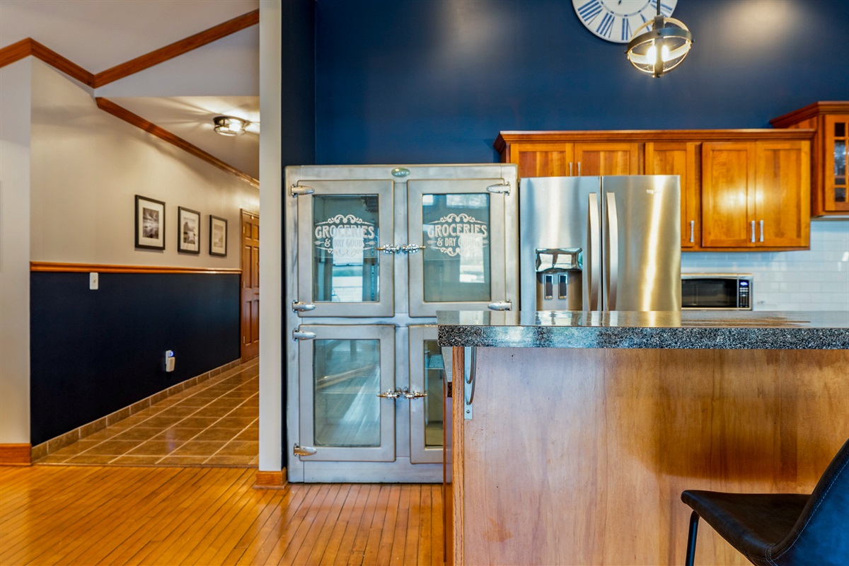 Sprawling fully stocked kitchen