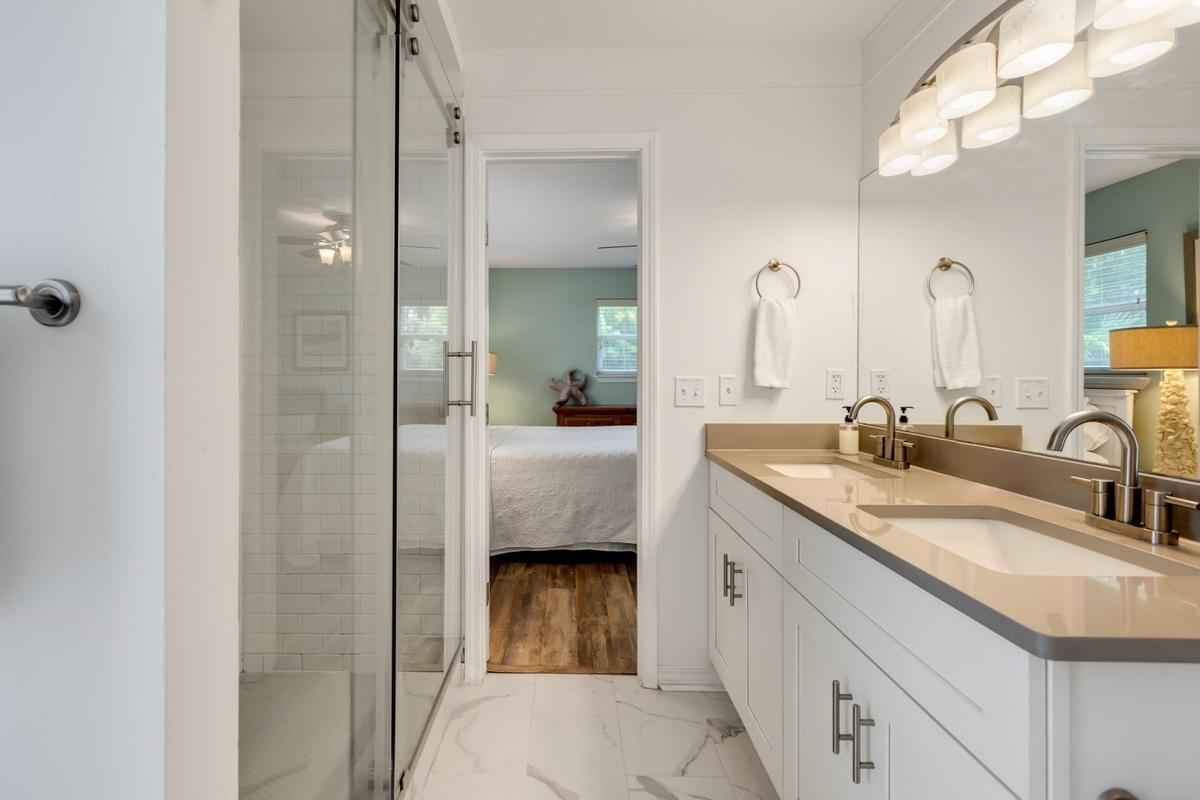 Ensuite