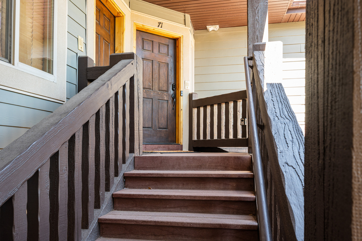 Private entrance welcomes you to your mountain and lake getaway.