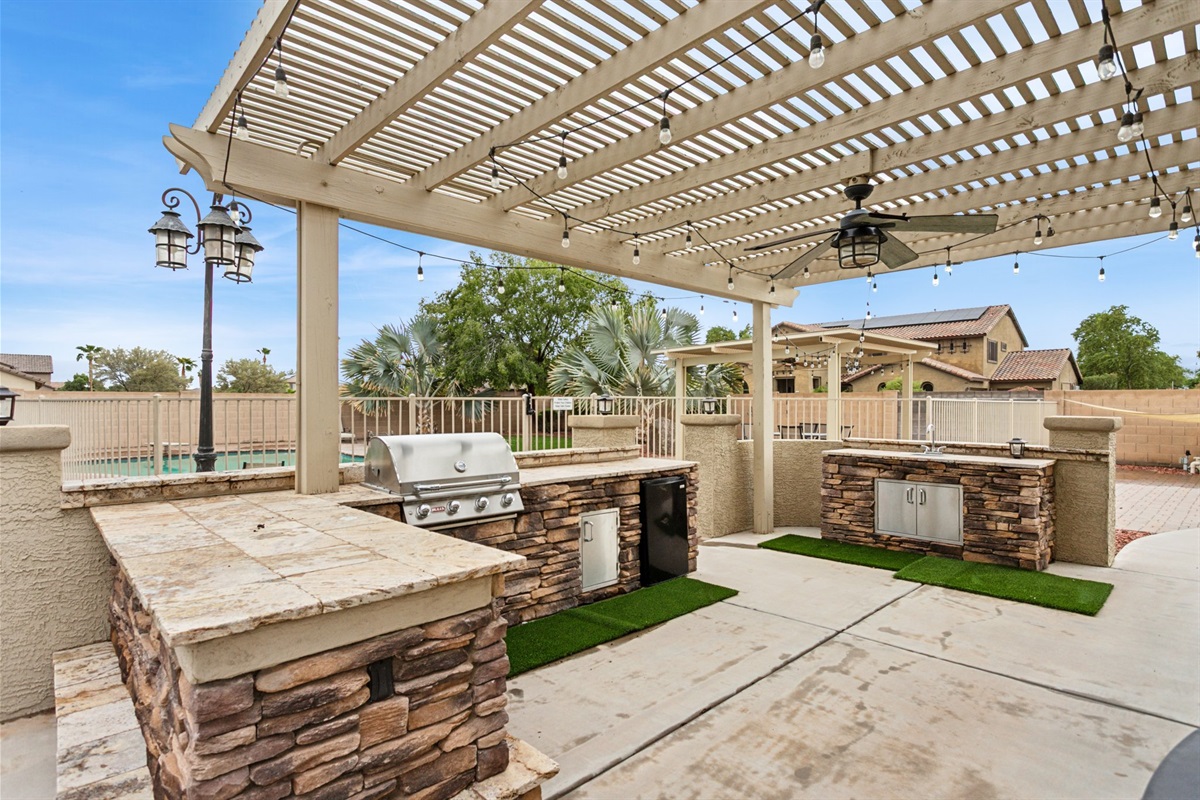 Desert Cove Escape | 5BR Retreat w/ Pool & Casita — Desert Cove Escape | 5BR Retreat w/ Pool & Casita, Surprise, Arizona — photo 76