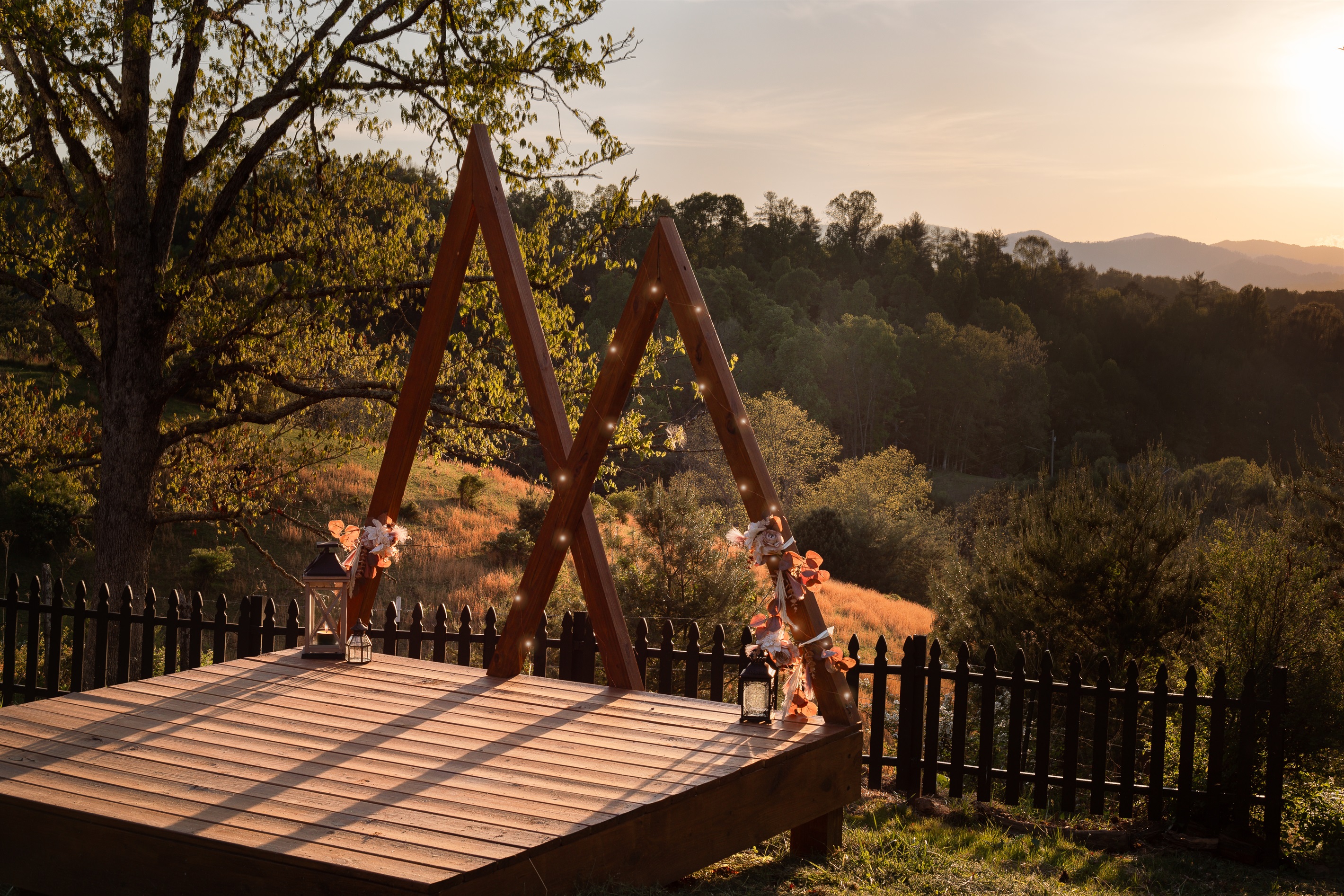 {Wedding Deck + Ceremony Views}
Say I do surrounded by sweeping Blue Ridge views from our private ceremony deck. A breathtaking setting for weddings, vow renewals, or unforgettable sunset moments.