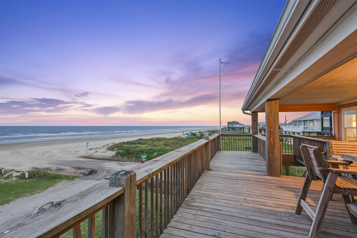 0f9b6c11b45a4eeebbb5810a0d6dc0f9 Large | Beachhouse | Texas | TX | Vacation Homes | Galveston | Crystal Beach | Kokomo | Breezy Days | Beachfront Elegance | Sunrise Serenity | Southern Sands Property Management, LLC