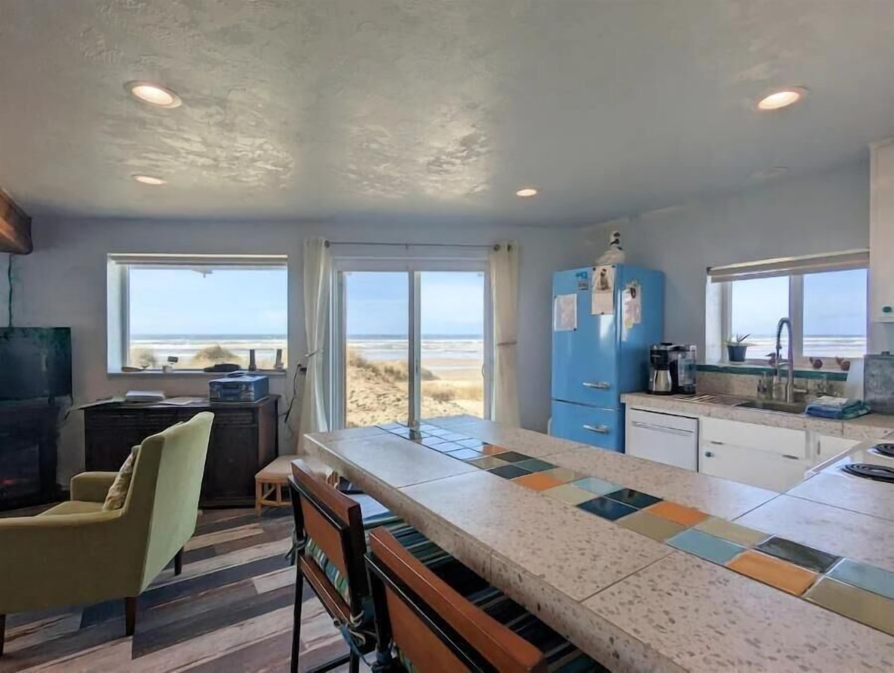 Kitchen with Dishwasher, Electric Range and Microwave