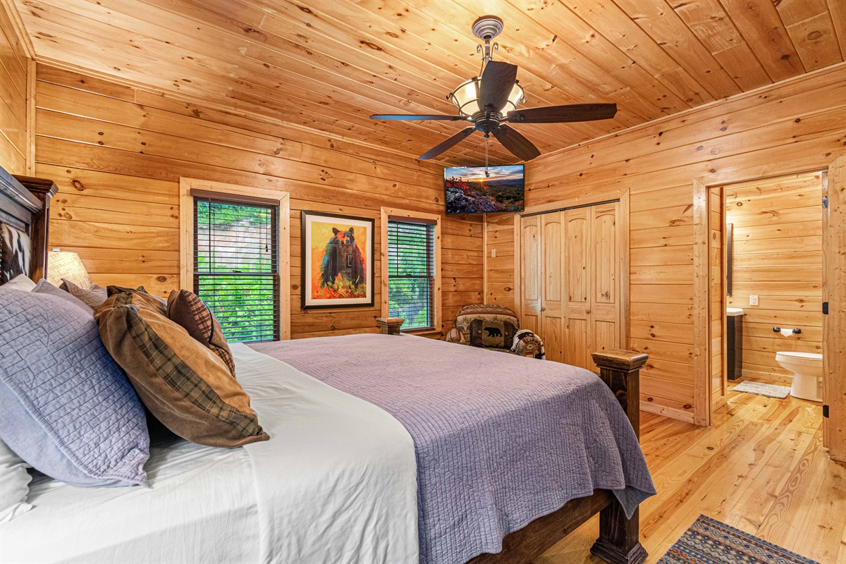 Rustic Elegance: Enjoy the charm of this beautifully appointed bedroom.