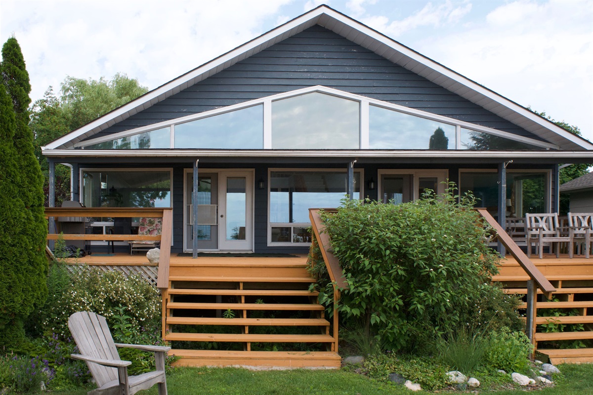 0fbdf584345c47df903cf0fa1c0d14ce Large