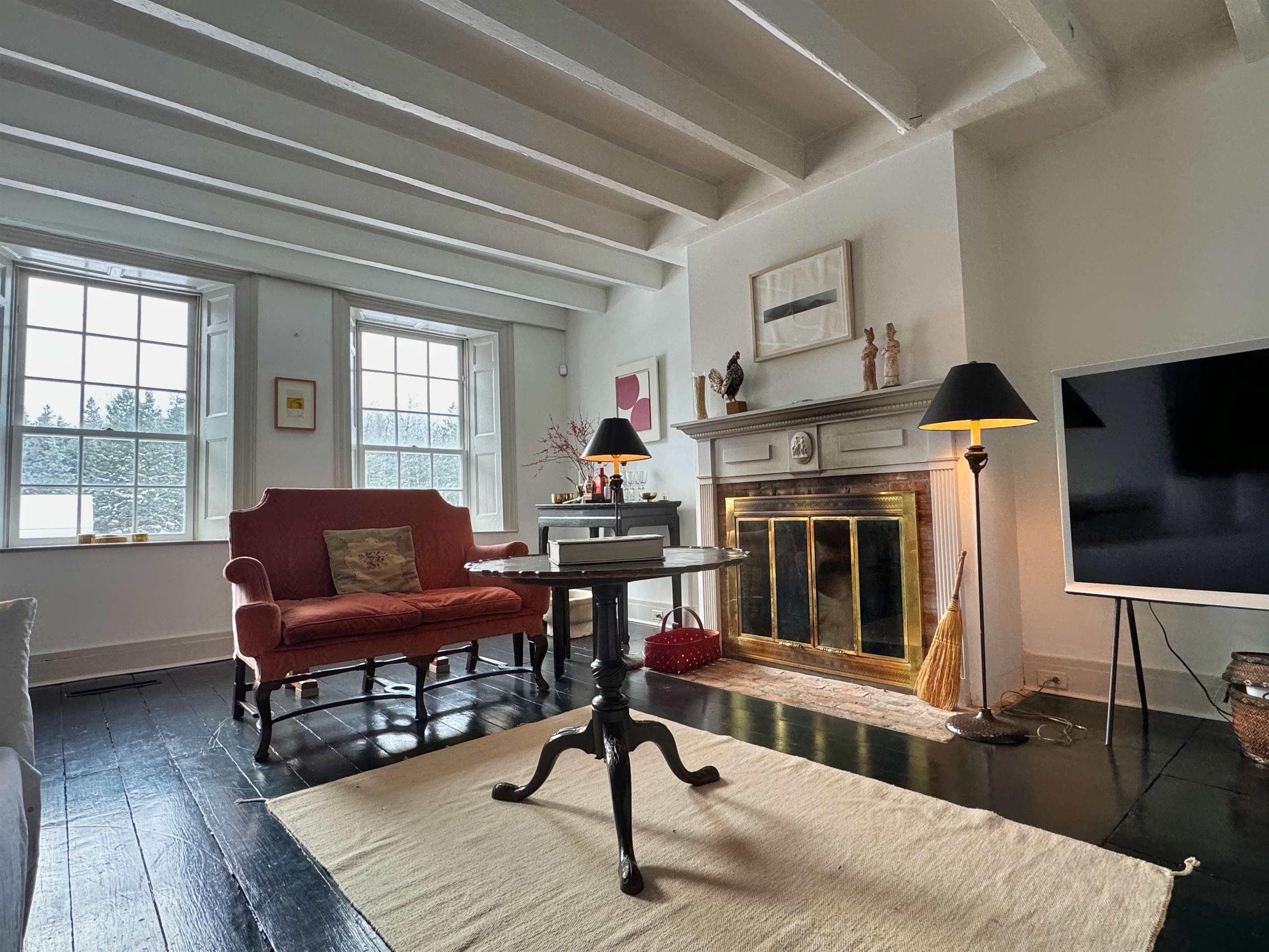 Hawk Field House - Family room filled with natural light.