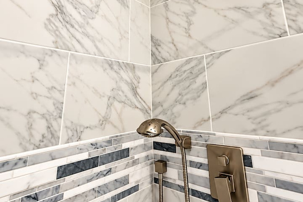 Finish your day with shower, enjoy the double shower header