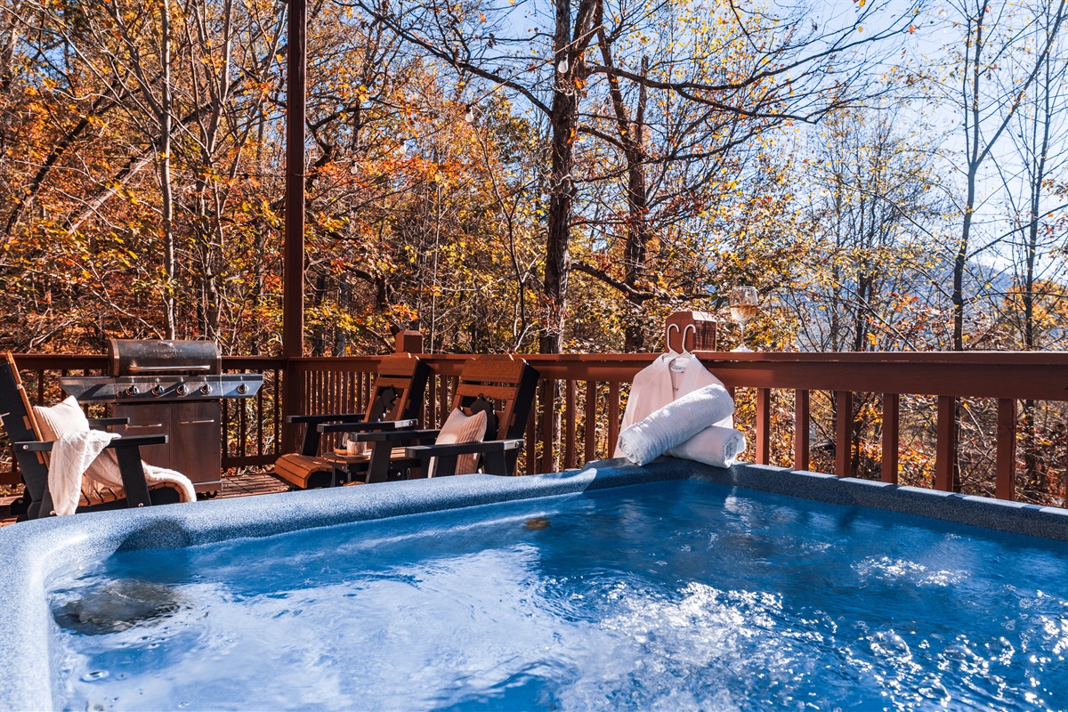 The thing we loved was to relax in the hot tub with a great view. Such an amazing place for relaxing.