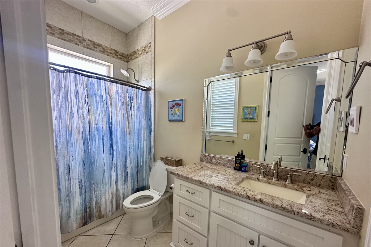 Bedroom 3's ensuite