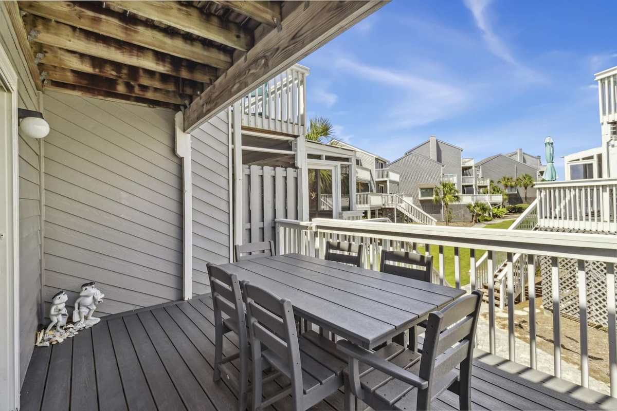 Settle onto the Gulf view deck and watch the horizon while your coffee steams in hand.