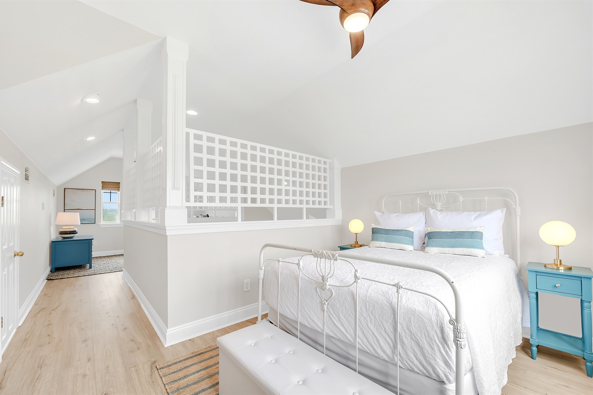 Crows Nest Bedroom 5 (Full)