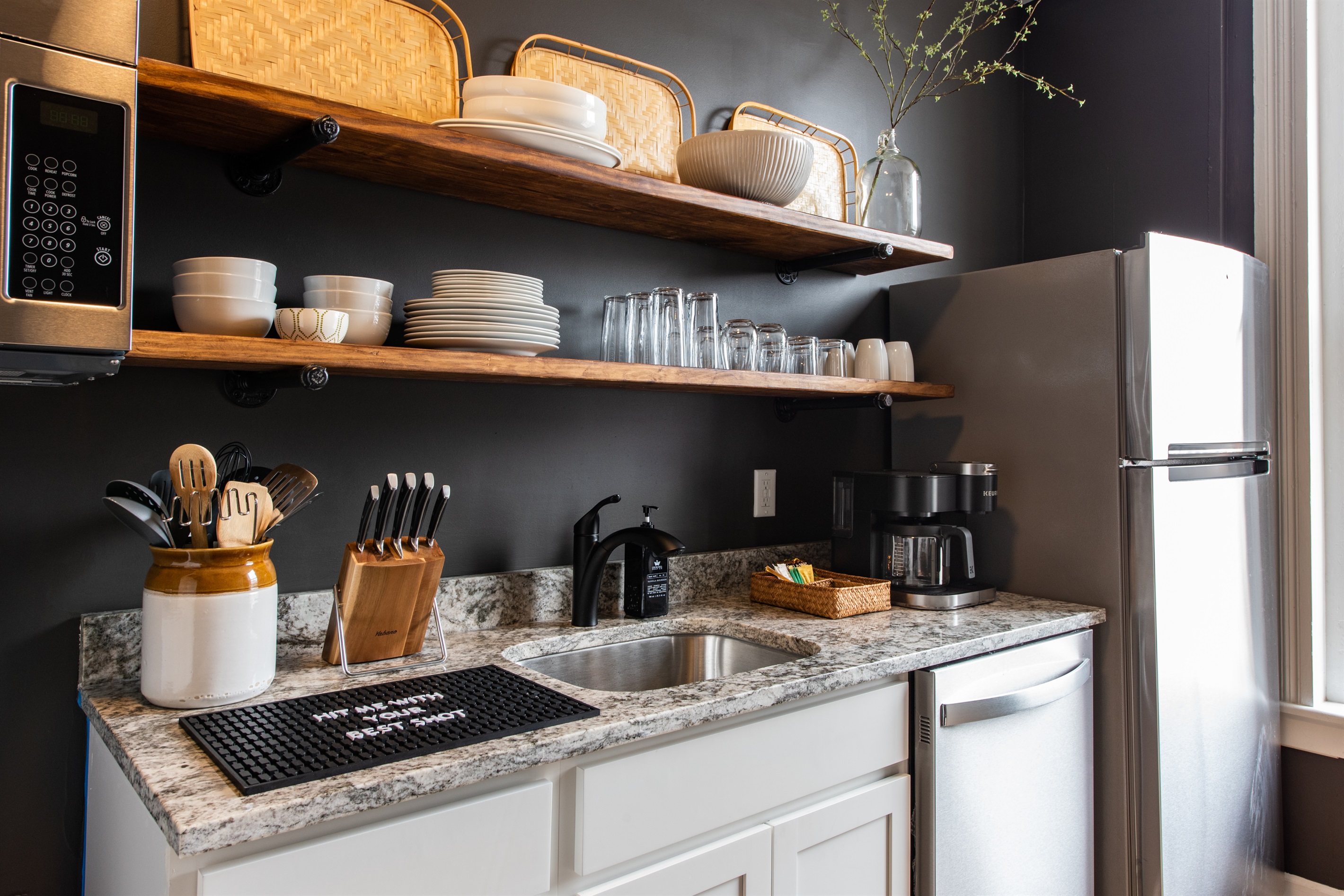 Woodford Reserve Full Kitchen