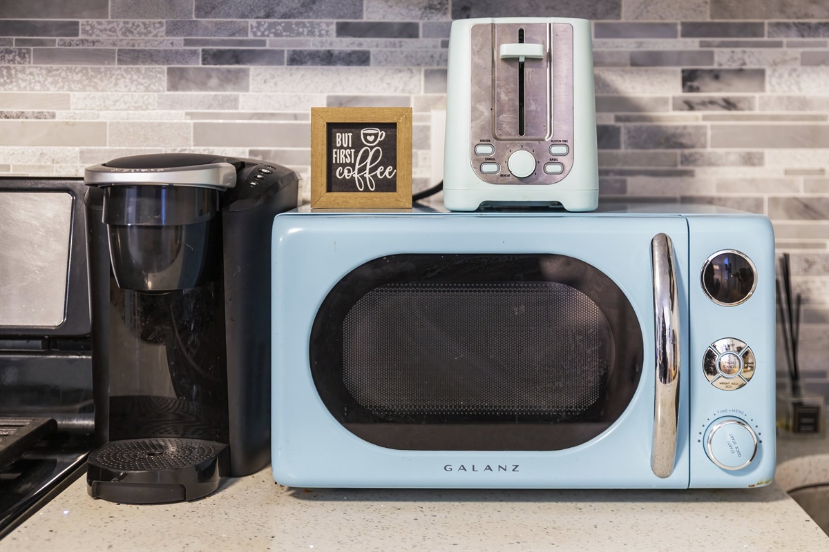 Start mornings slowly at the coffee and breakfast station with everything set up for an easy start.