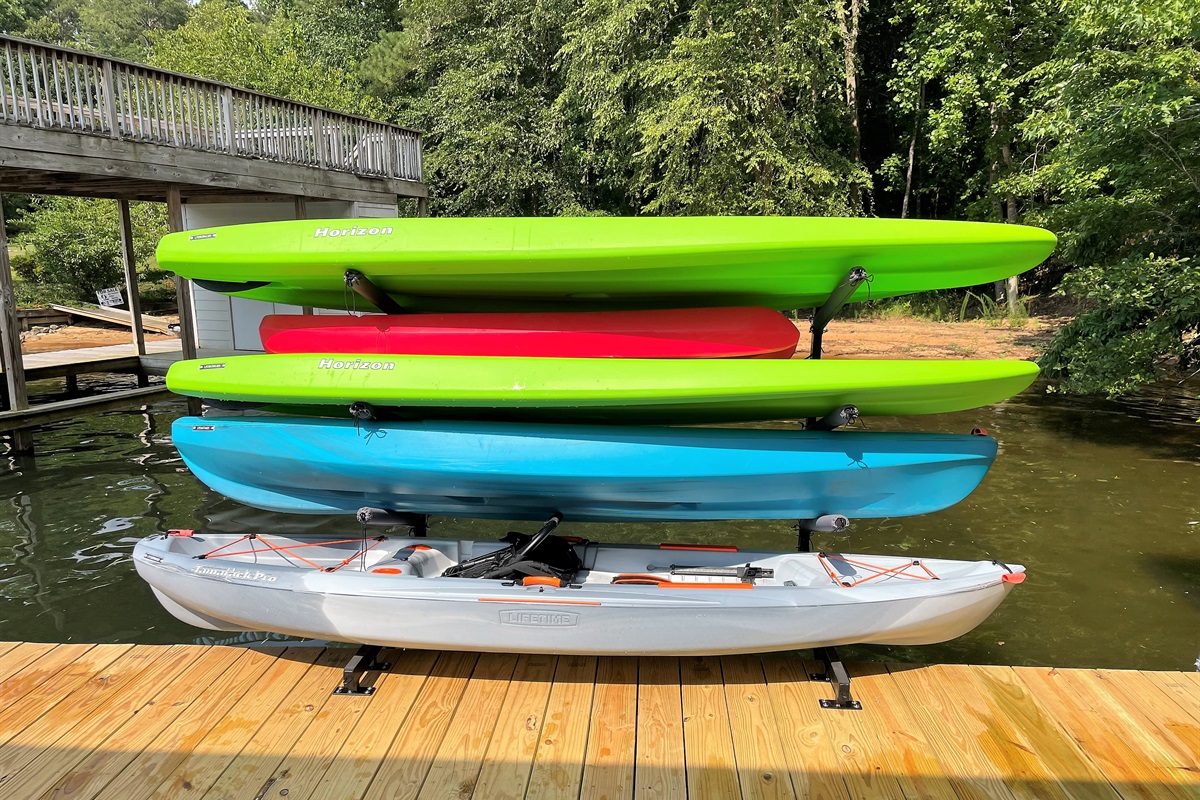 3 kayaks and 2 paddle boards for your enjoyment