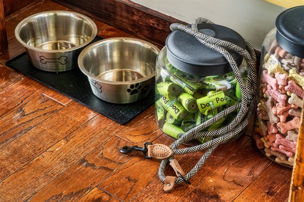 We love pets too – bowls, treats, and cleanup bags provided.