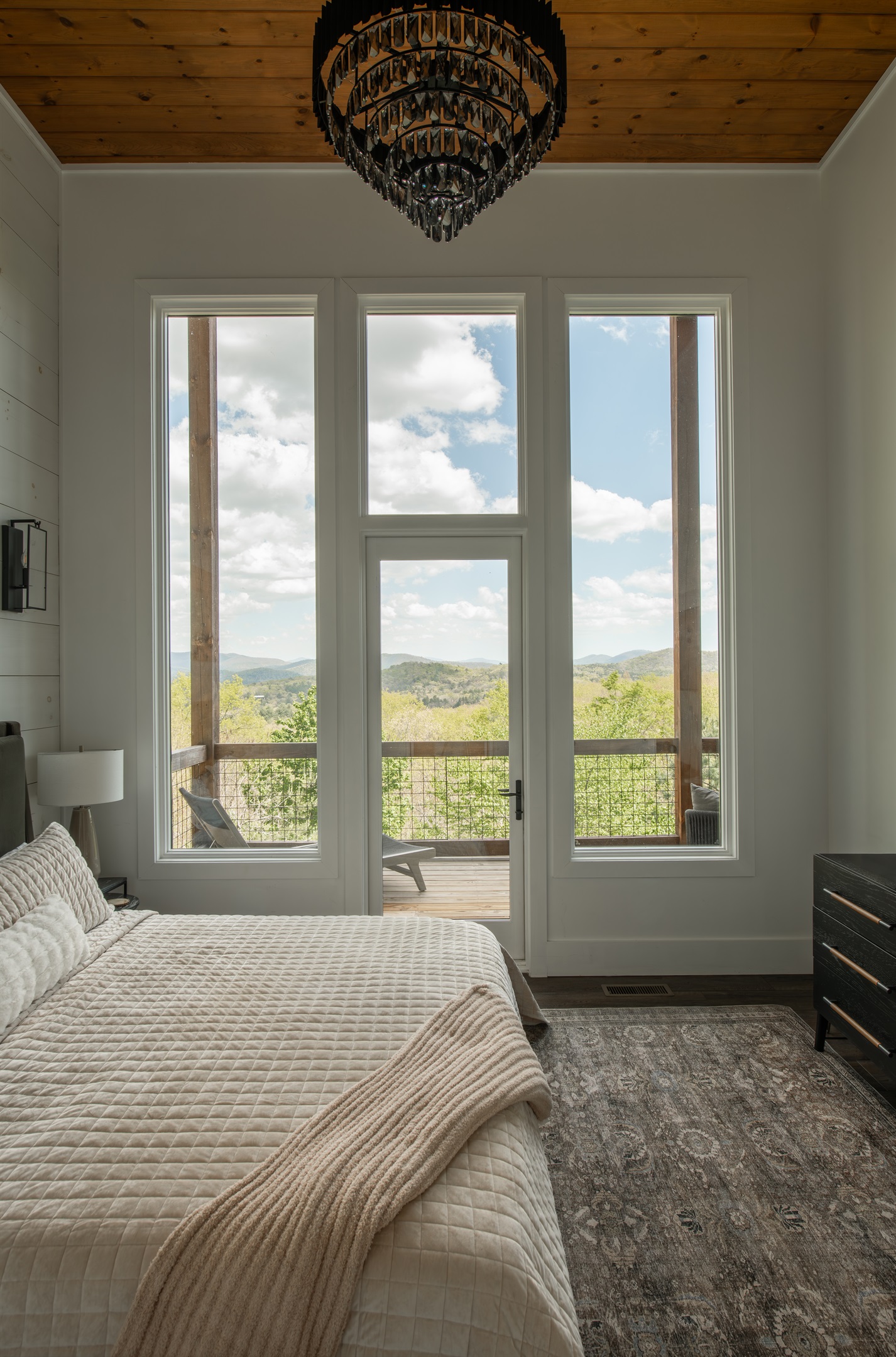 King Suite 2 | Light-filled suited with balcony and framed mountain views