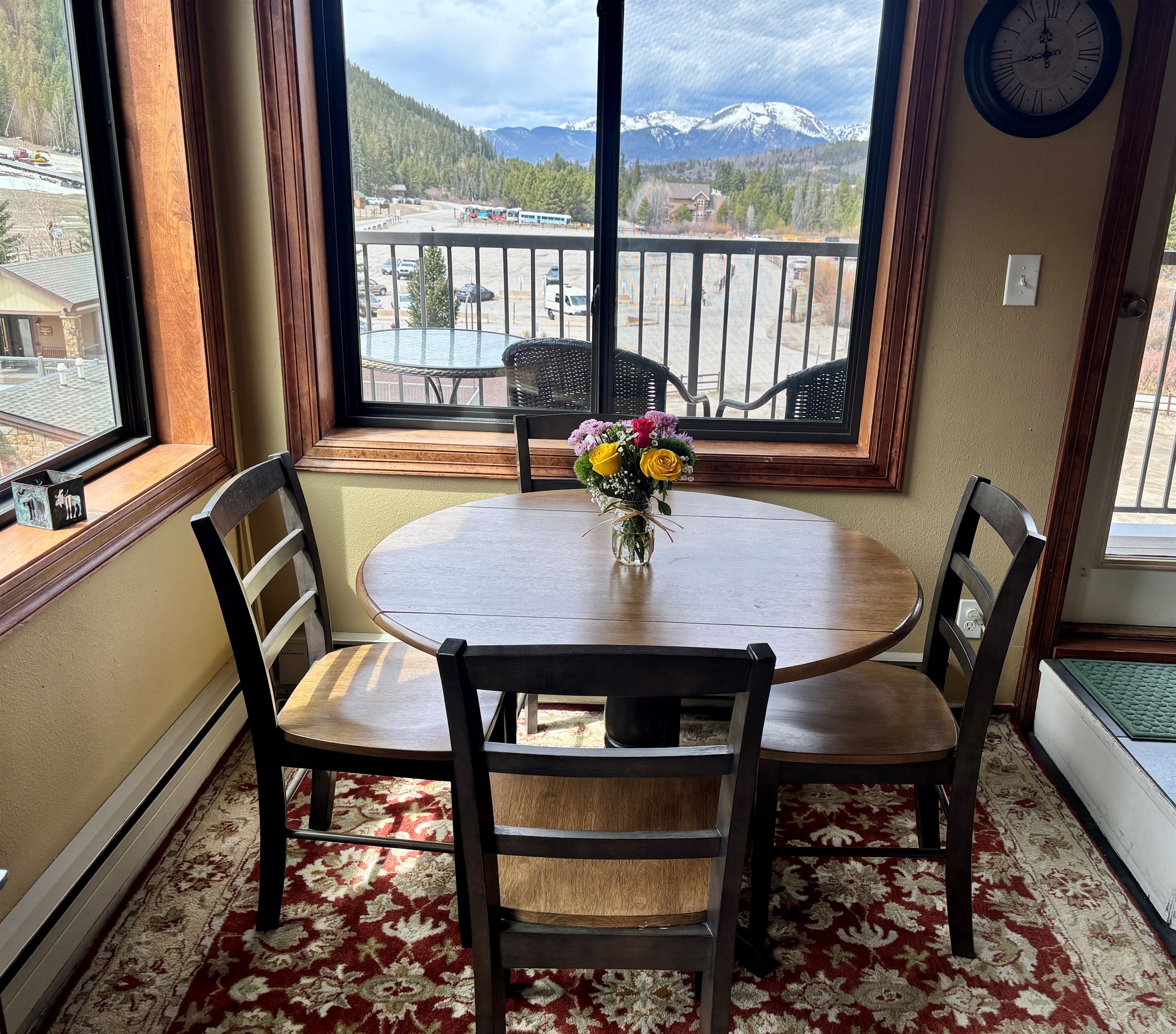 New dining table w/mountain views.