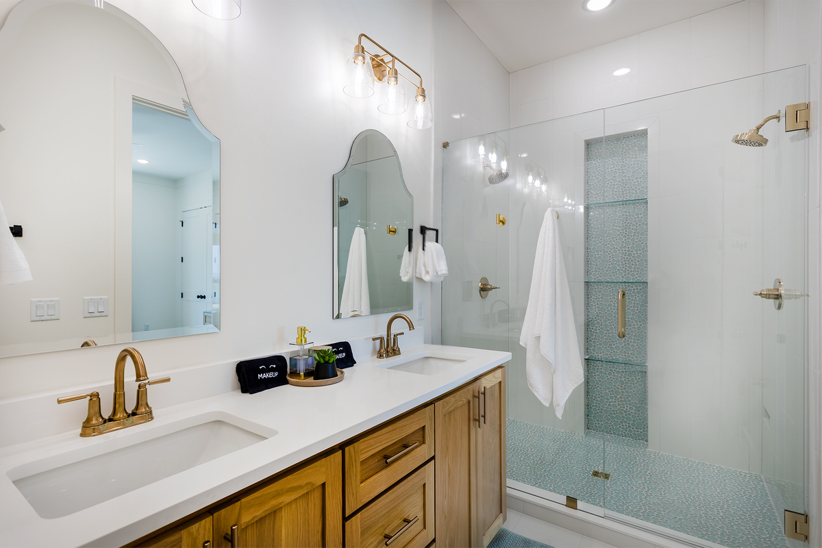 Ensuite